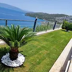 Villa Paradise