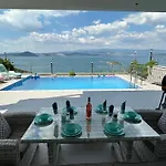 Paradise Bodrum, 14 Personnes, Vue Mer, Piscine, Privee, Sauna, A Vapeur, Ascenseur 빌라