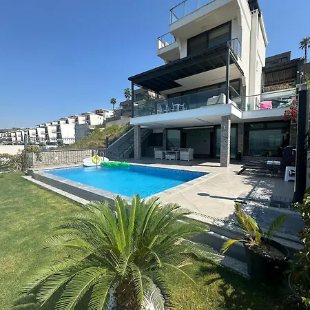 فيلة Paradise Bodrum, 14 Personnes, Vue Mer, Piscine, Privee, Sauna, A Vapeur, Ascenseur Milas