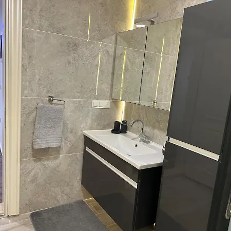 Paradise Bodrum, 14 Personnes, Vue Mer, Piscine, Privee, Sauna, A Vapeur, Ascenseur فيلة Milas