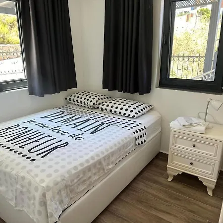 فيلة Paradise Bodrum, 14 Personnes, Vue Mer, Piscine, Privee, Sauna, A Vapeur, Ascenseur Milas
