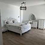 Paradise Bodrum, 14 Personnes, Vue Mer, Piscine, Privee, Sauna, A Vapeur, Ascenseur וילה