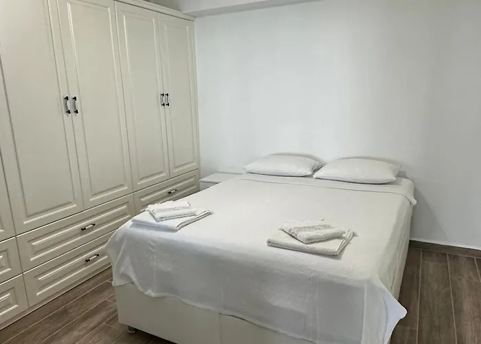 Paradise Bodrum, 14 Personnes, Vue Mer, Piscine, Privee, Sauna, A Vapeur, Ascenseur Вилла Миляс