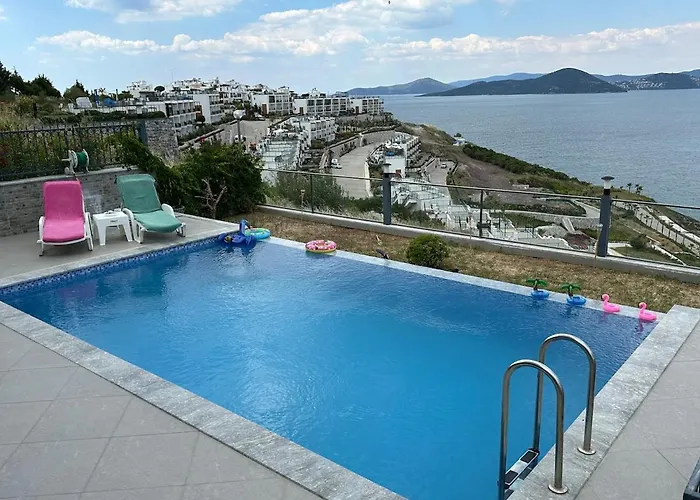 Paradise Bodrum, 14 Personnes, Vue Mer, Piscine, Privee, Sauna, A Vapeur, Ascenseur *