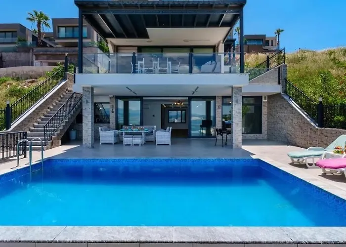 Paradise Bodrum, 14 Personnes, Vue Mer, Piscine, Privee, Sauna, A Vapeur, Ascenseur Вилла *