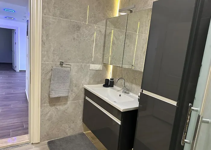 Paradise Bodrum, 14 Personnes, Vue Mer, Piscine, Privee, Sauna, A Vapeur, Ascenseur Вилла Миляс