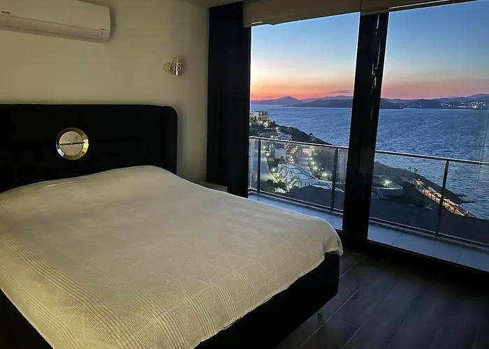 Paradise Bodrum, 14 Personnes, Vue Mer, Piscine, Privee, Sauna, A Vapeur, Ascenseur Миляс