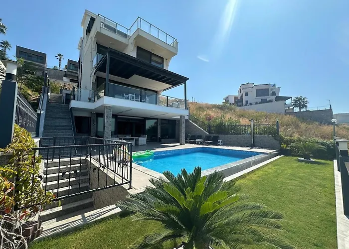Paradise Bodrum, 14 Personnes, Vue Mer, Piscine, Privee, Sauna, A Vapeur, Ascenseur Вилла Миляс